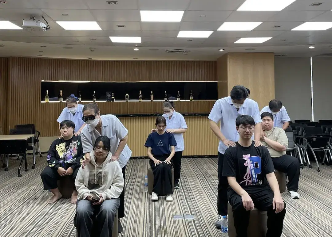 Office Syndrome Massage